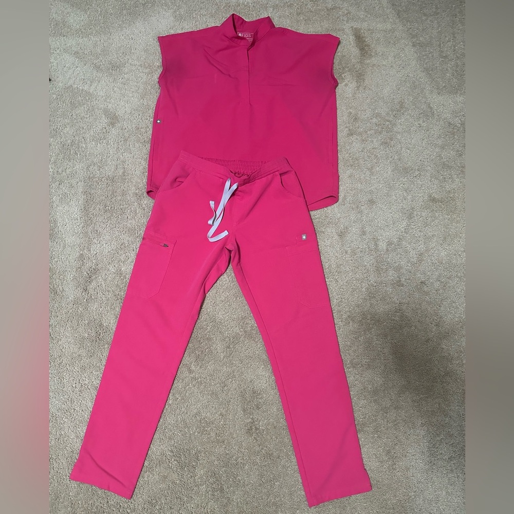 Figs Shocking Pink Rafaela Top XS and Yola Pant XSP